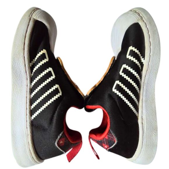 ADIDAS Disney Mickey Mouse Slip-On Sneakers Shoes Youth Size 12 Black Red Shoes - Picture 5 of 10